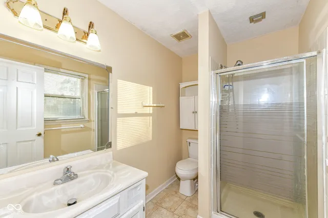 $324,900 | 6035 Buckskin Court, Indianapolis, IN 46250