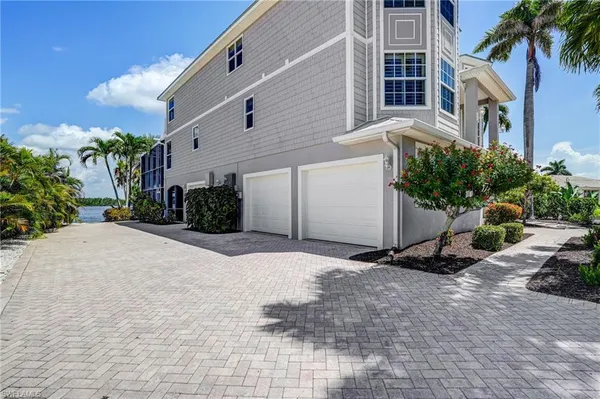 $4,950,000 | 5640 Williams Drive, Fort Myers Beach, FL 33931
