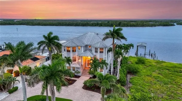 $4,950,000 | 5640 Williams Drive, Fort Myers Beach, FL 33931