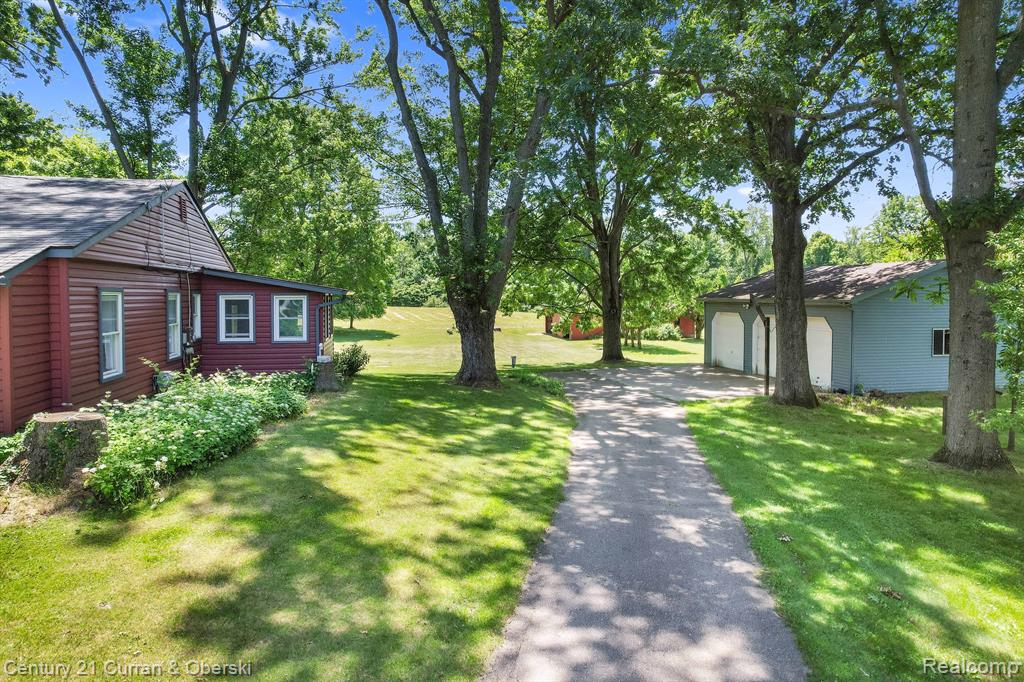 415 West Predmore Road Oakland, MI 48363 - Photo 25 of 32 Gallery Image 25