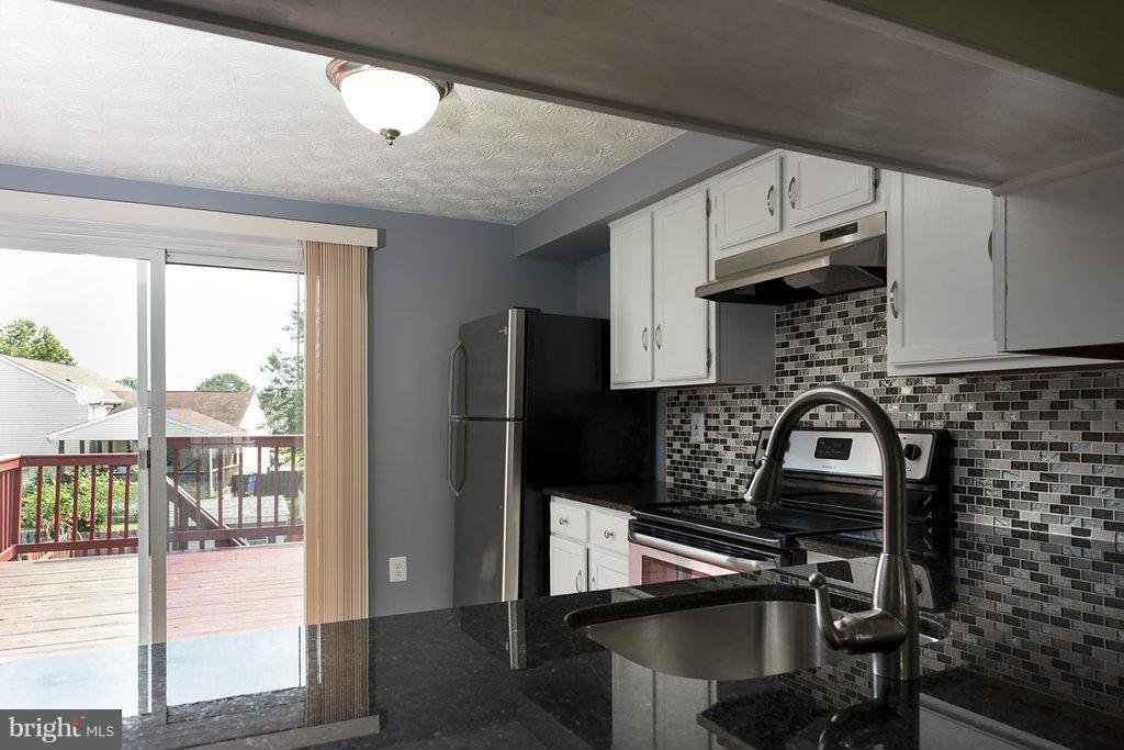 1315 Apple Ridge Court Edgewood, MD 21040 - Photo 8 of 29 Kitchen