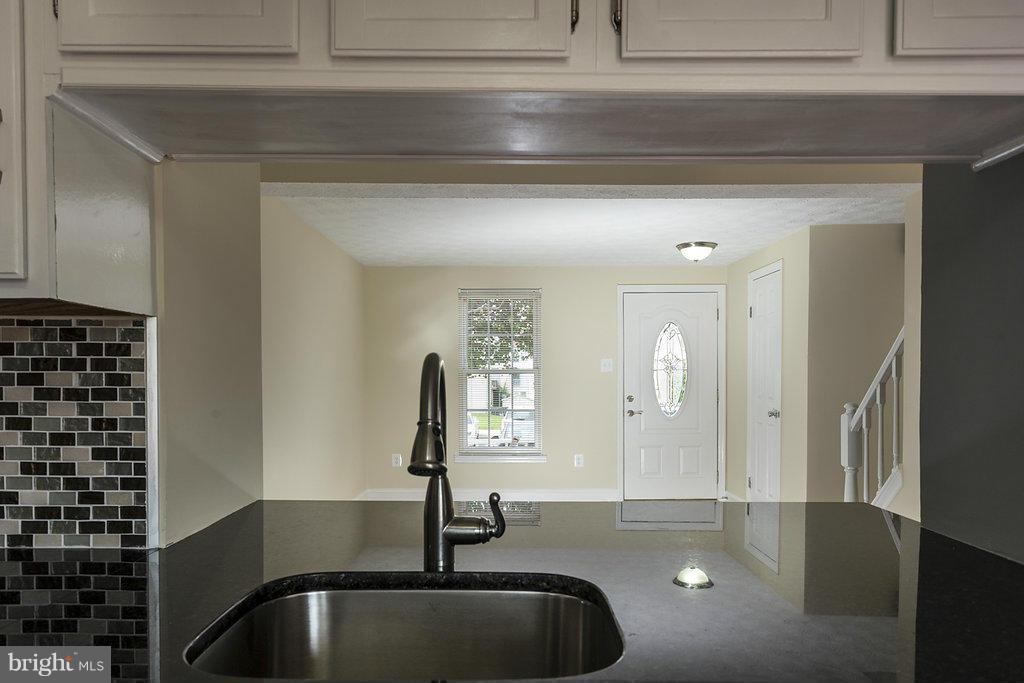 1315 Apple Ridge Court Edgewood, MD 21040 - Photo 9 of 29 Kitchen