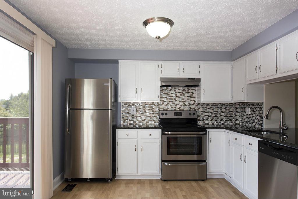 1315 Apple Ridge Court Edgewood, MD 21040 - Photo 10 of 29 Kitchen