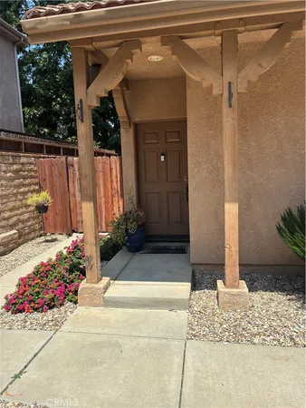$685,000 | 12724 Palm Court, Sylmar, CA 91342