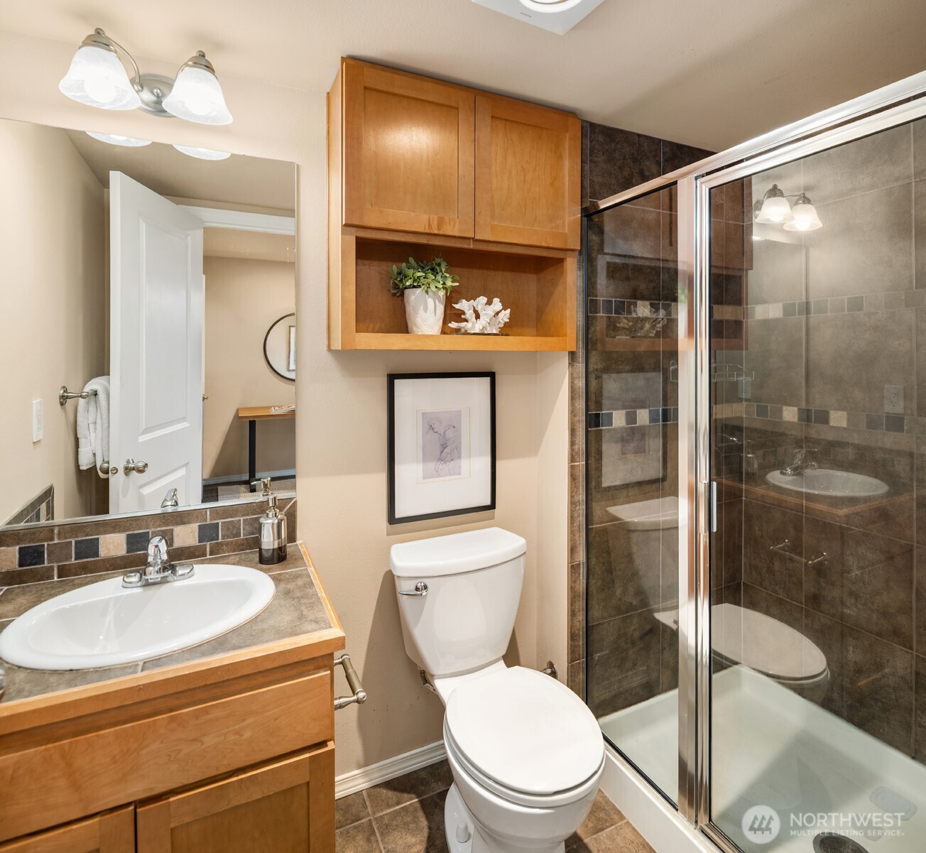 757 North 95th Street, Unit B Seattle, WA 98103 - Photo 6 of 23 Gallery Image 6
