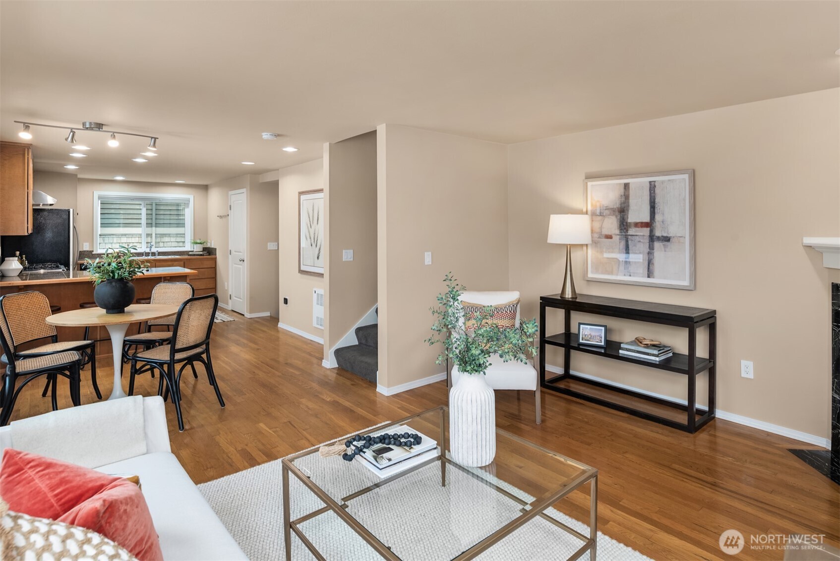 757 North 95th Street, Unit B Seattle, WA 98103 - Photo 9 of 23 Gallery Image 9