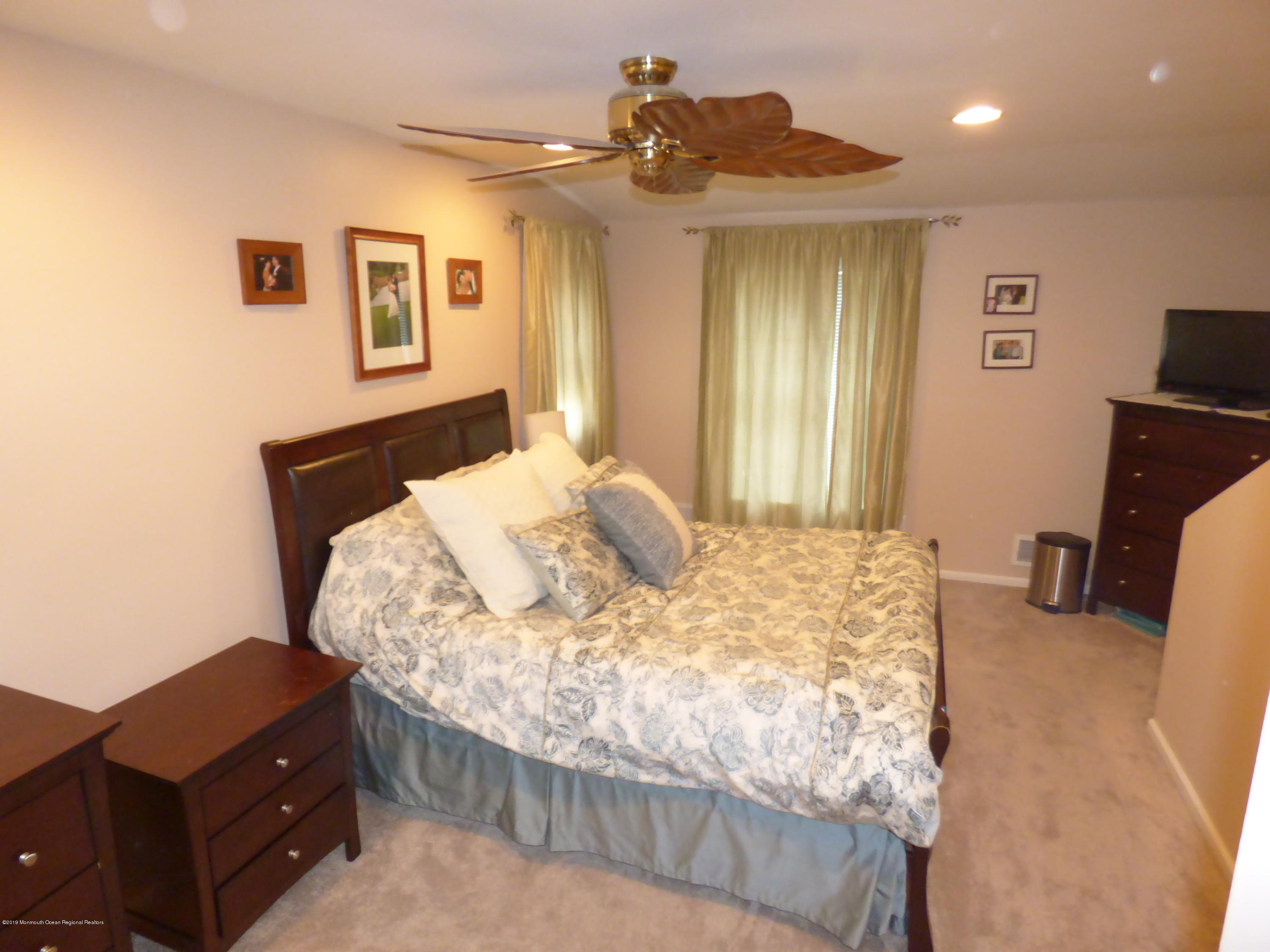 408 Walker Road Neptune Township, NJ 07753 - Photo 21 of 32 P1040047