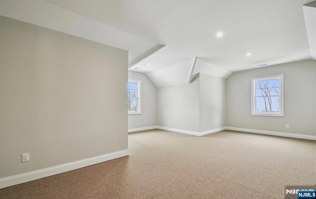 3 Bristol Ridge Boonton, NJ 07005 - Photo 26 of 38