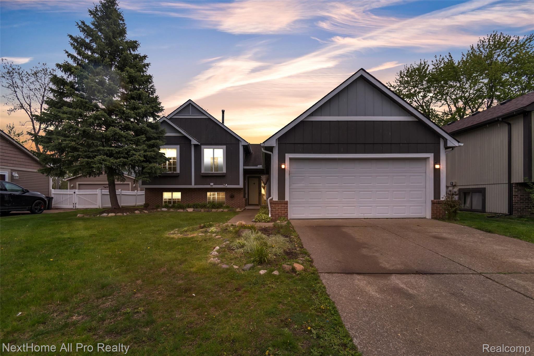 168 North Willard Road Canton, MI 48187 - Photo 1 of 40 Front View