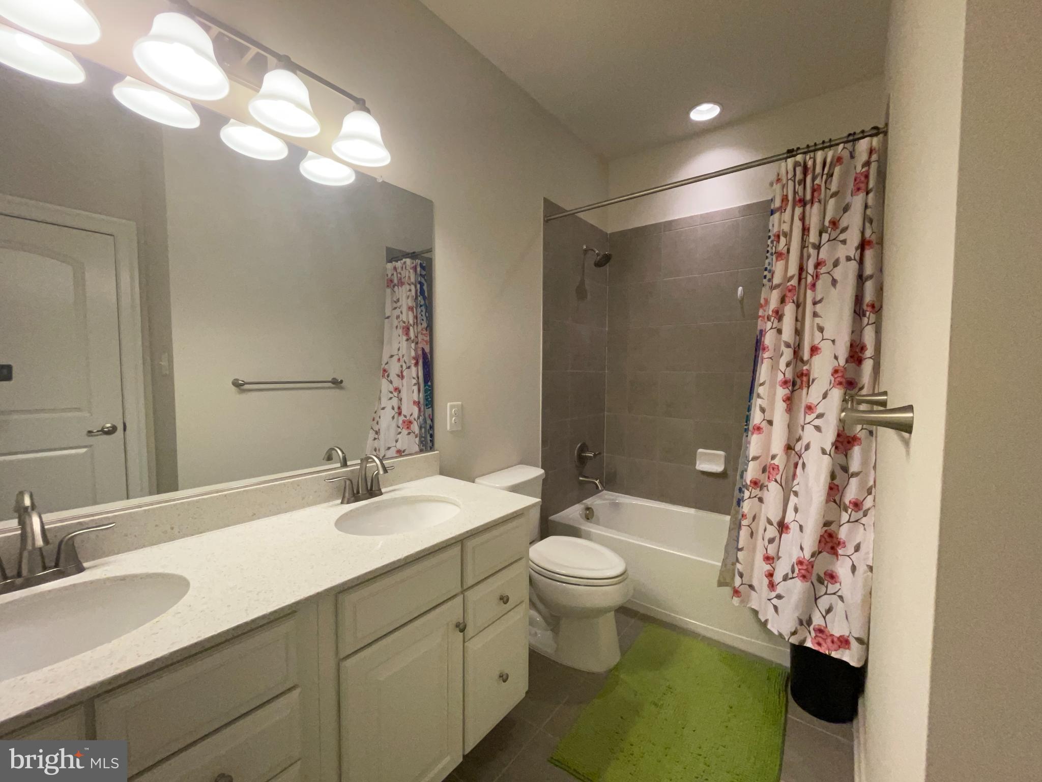 871 Stonecliffe Road Malvern, PA 19355 - Photo 23 of 30