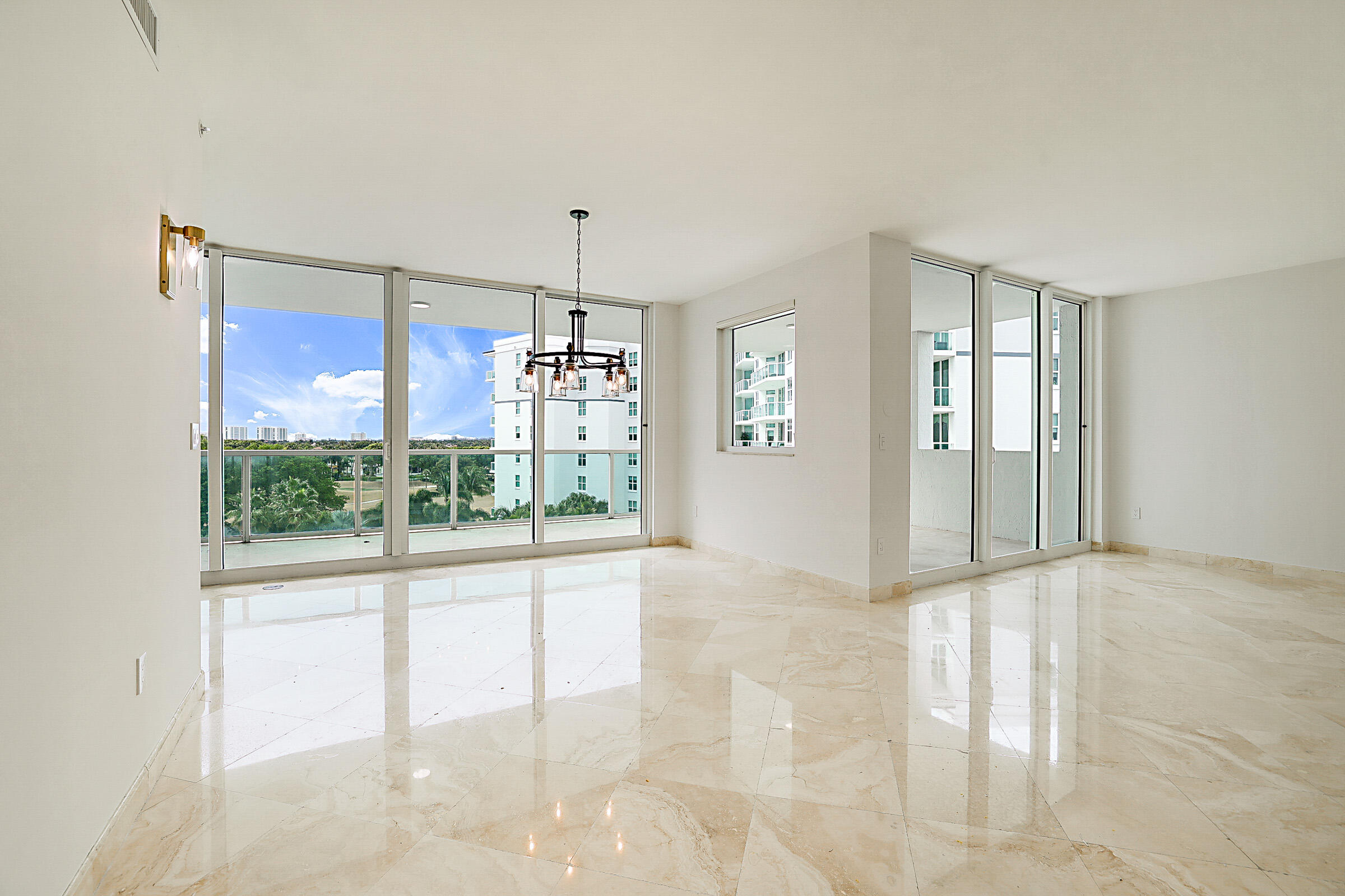 500 Southeast Mizner Boulevard, Unit A608 Boca Raton, FL 33432 - Photo 14 of 65 500 SE Mizner Blvd Unit A608-13