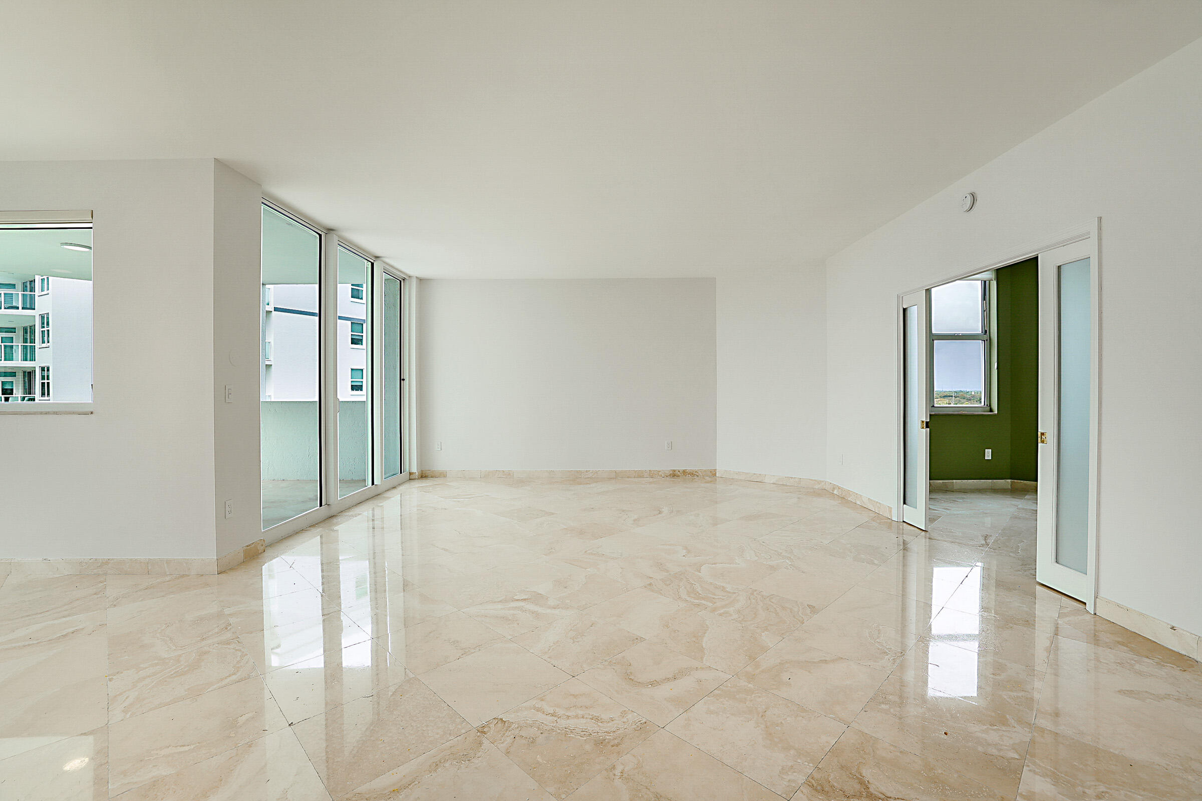500 Southeast Mizner Boulevard, Unit A608 Boca Raton, FL 33432 - Photo 15 of 65 500 SE Mizner Blvd Unit A608-14