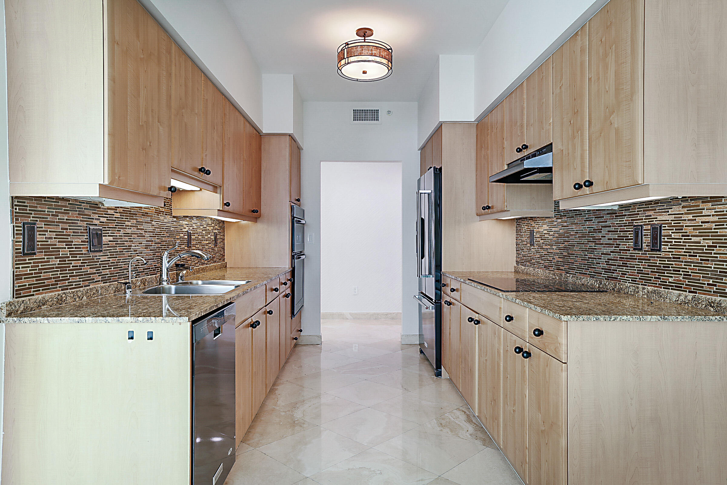 500 Southeast Mizner Boulevard, Unit A608 Boca Raton, FL 33432 - Photo 17 of 65 500 SE Mizner Blvd Unit A608-16