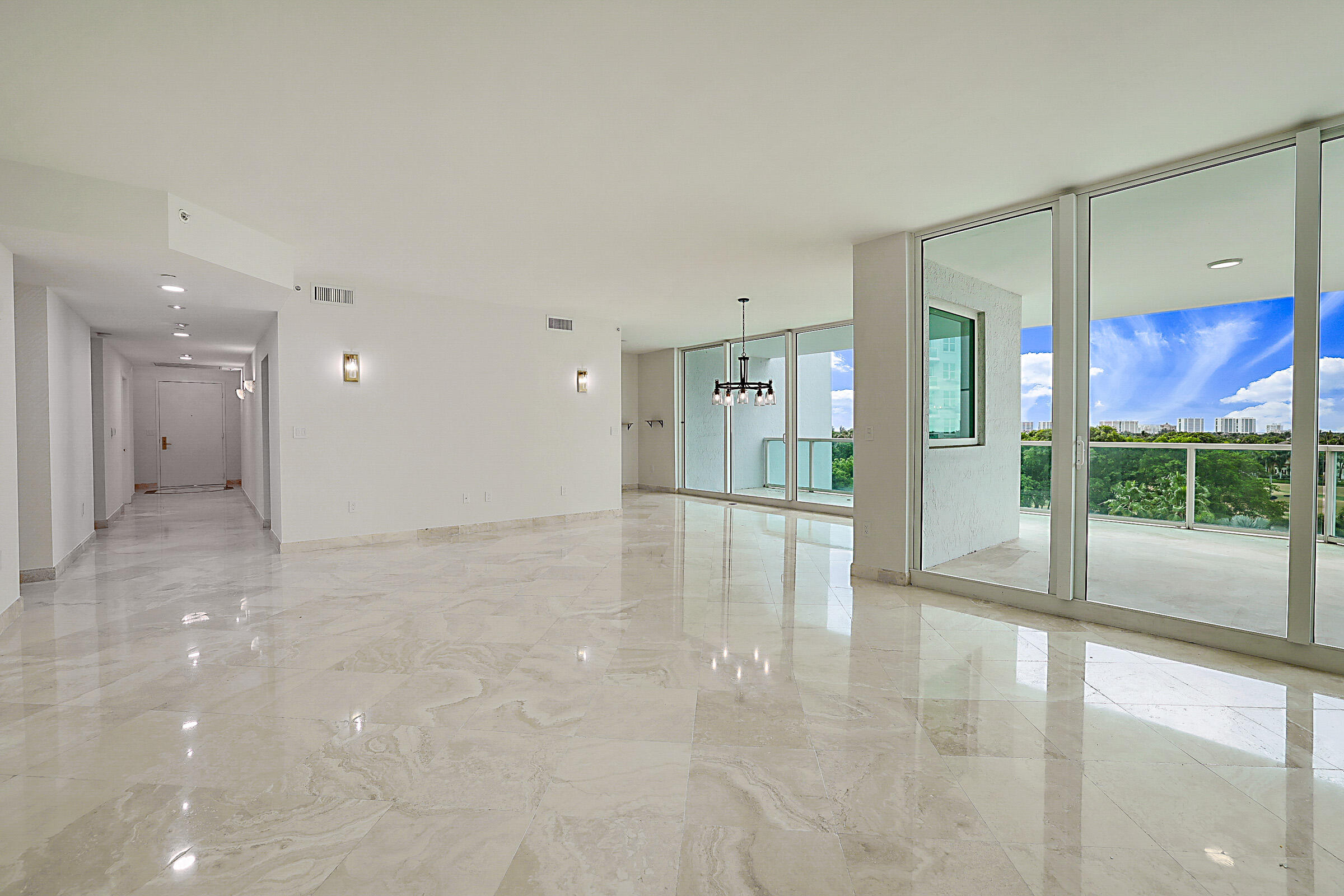 500 Southeast Mizner Boulevard, Unit A608 Boca Raton, FL 33432 - Photo 7 of 65 500 SE Mizner Blvd Unit A608-6