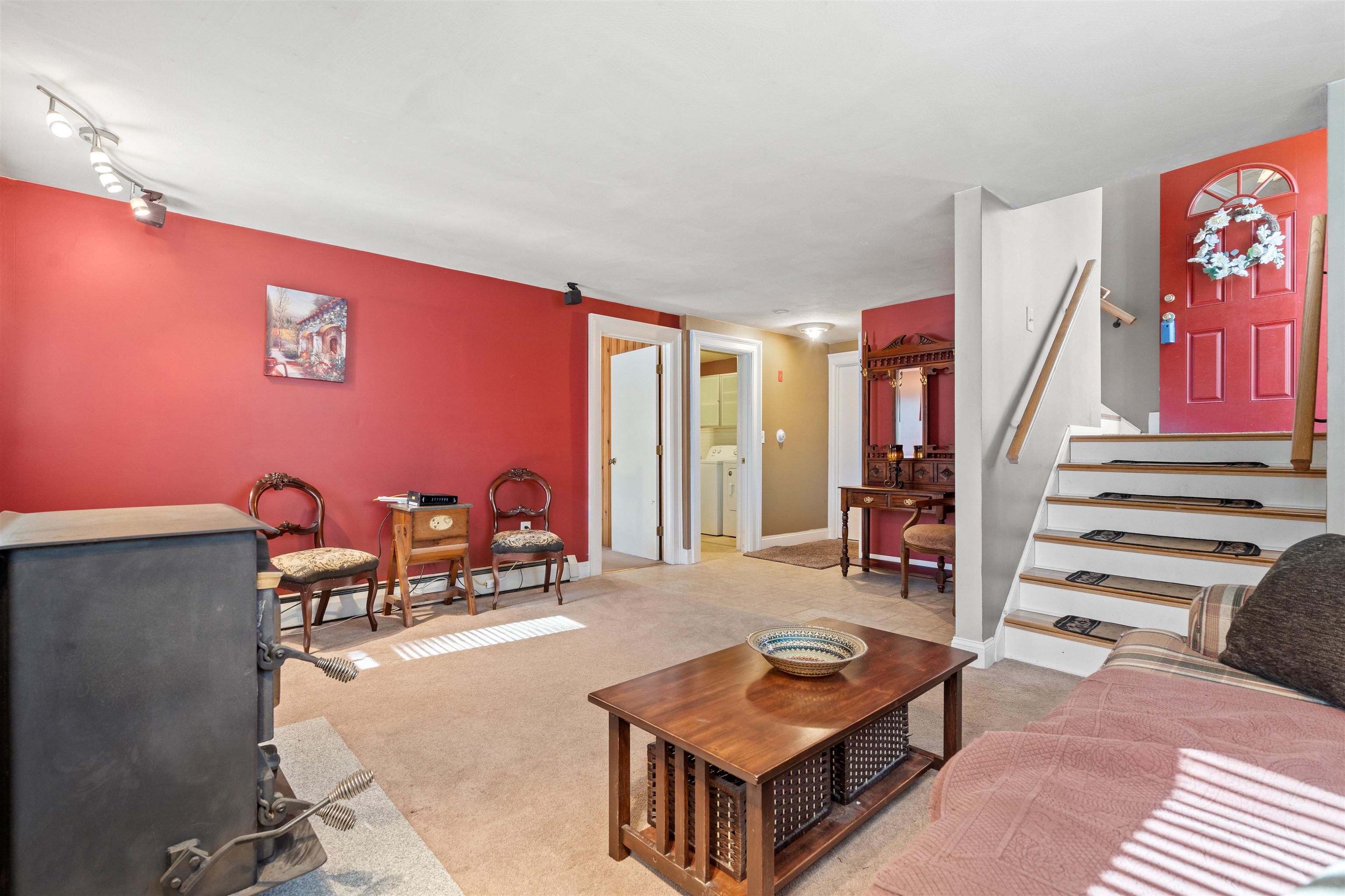 32 Kienia Road Hudson, NH 03051 - Photo 15 of 32