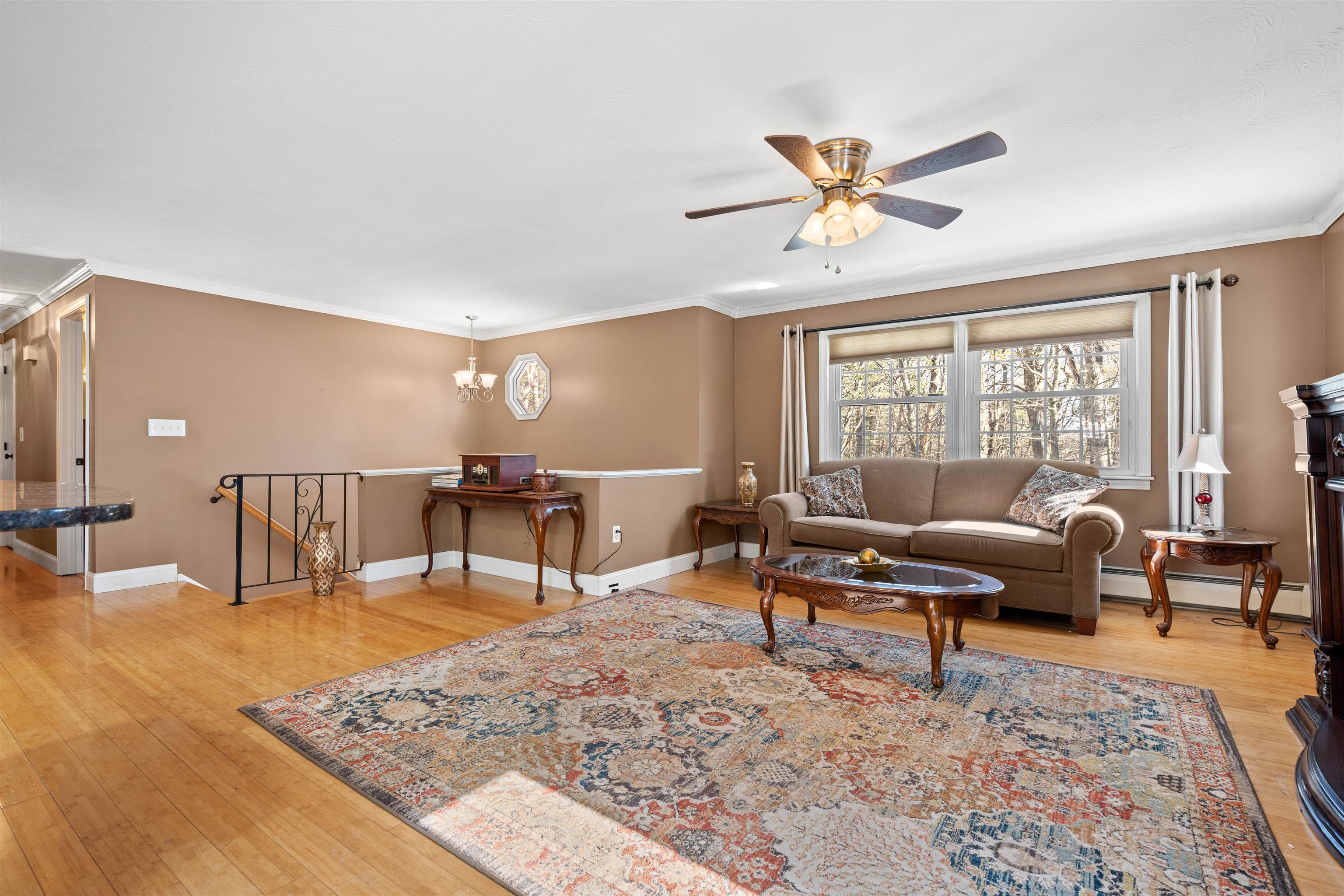 32 Kienia Road Hudson, NH 03051 - Photo 3 of 32