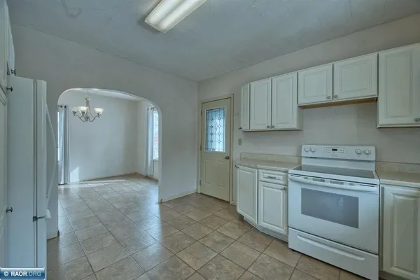 $154,900 | 411 9th Street Northwest, Chisholm, MN 55719