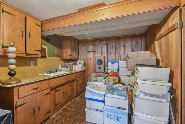 $875,000 | 5536 St Johns Avenue, Edina, MN 55424