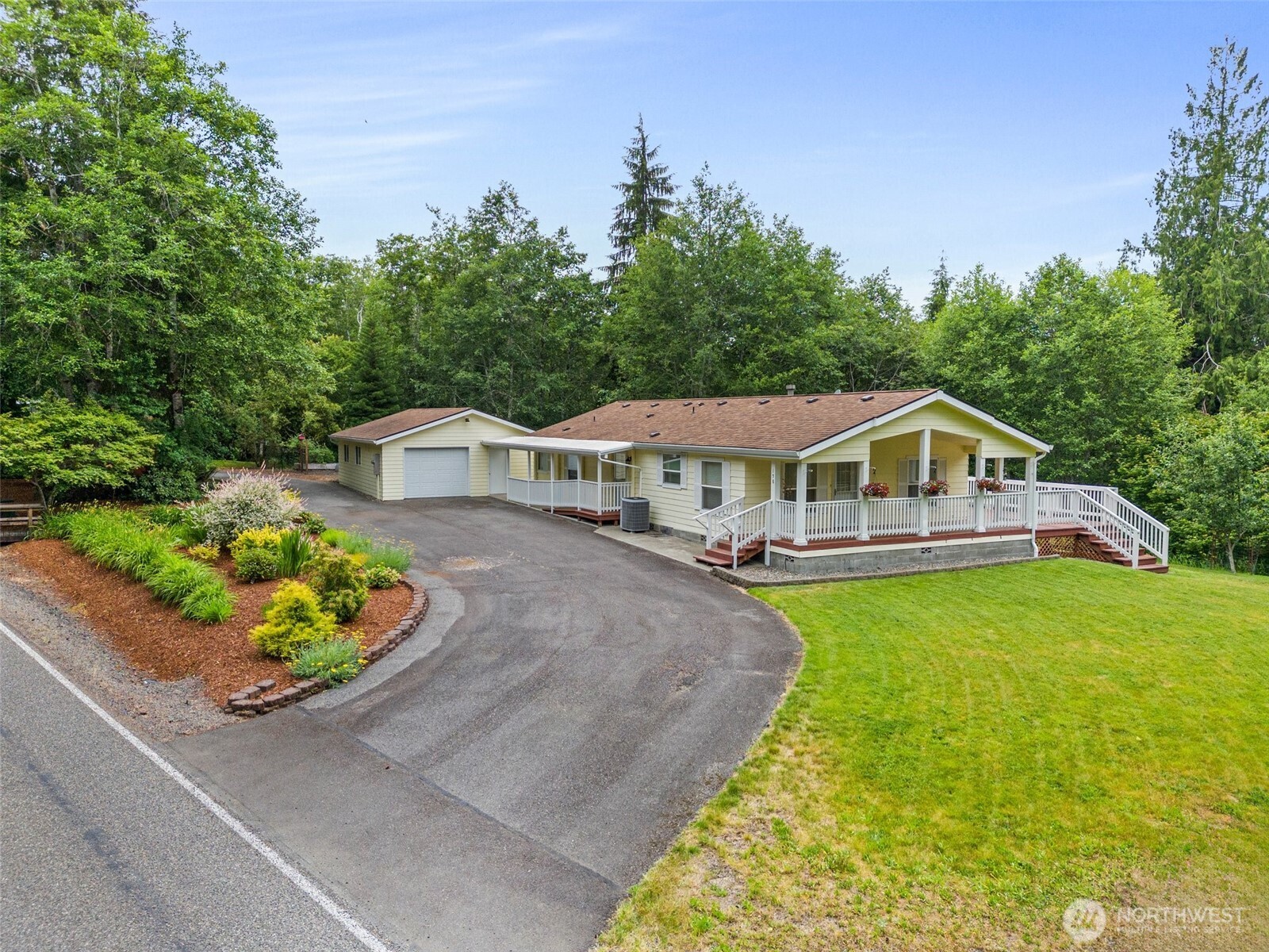 158 South Fork Road Raymond, WA 98577 - Photo 2 of 38 Gallery Image 2