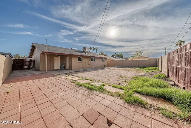 $385,000 | 152 East Hampton Avenue, Mesa, AZ 85210