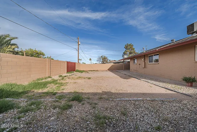 $385,000 | 152 East Hampton Avenue, Mesa, AZ 85210