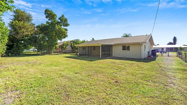 $309,000 | 1311 Southeast 33rd Terrace, Cape Coral, FL 33904