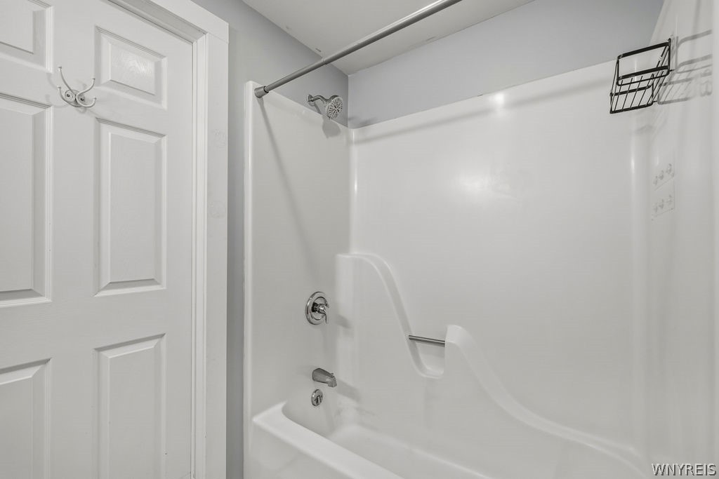 175 Niagara Street Lewiston, NY 14092 - Photo 15 of 33