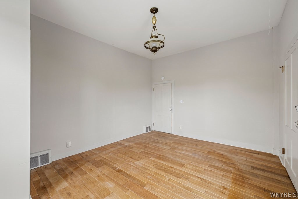 175 Niagara Street Lewiston, NY 14092 - Photo 22 of 33