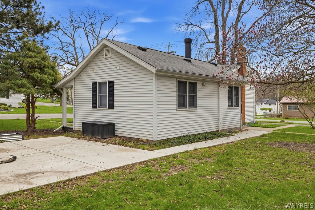 175 Niagara Street Lewiston, NY 14092 - Photo 31 of 33