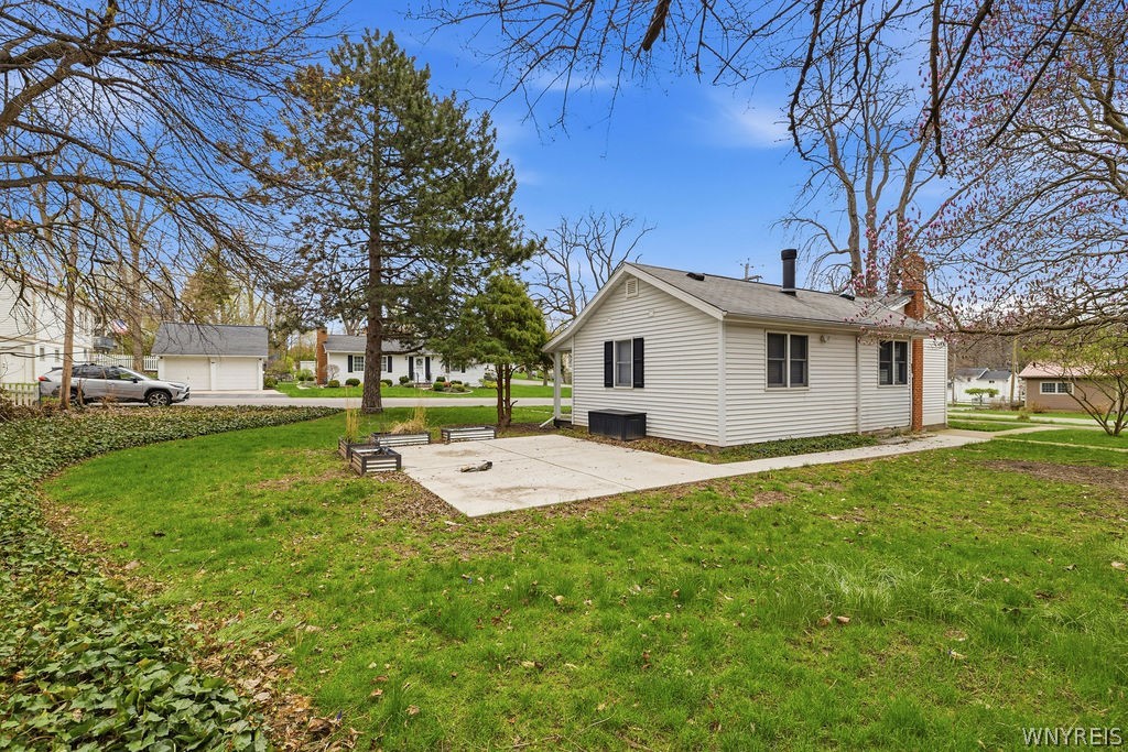 175 Niagara Street Lewiston, NY 14092 - Photo 32 of 33