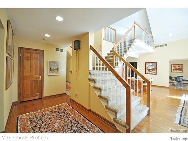 36601 Howard Road Farmington, MI 48331 - Photo 5 of 38 STAIRS TO UPPER LEVEL STUDY