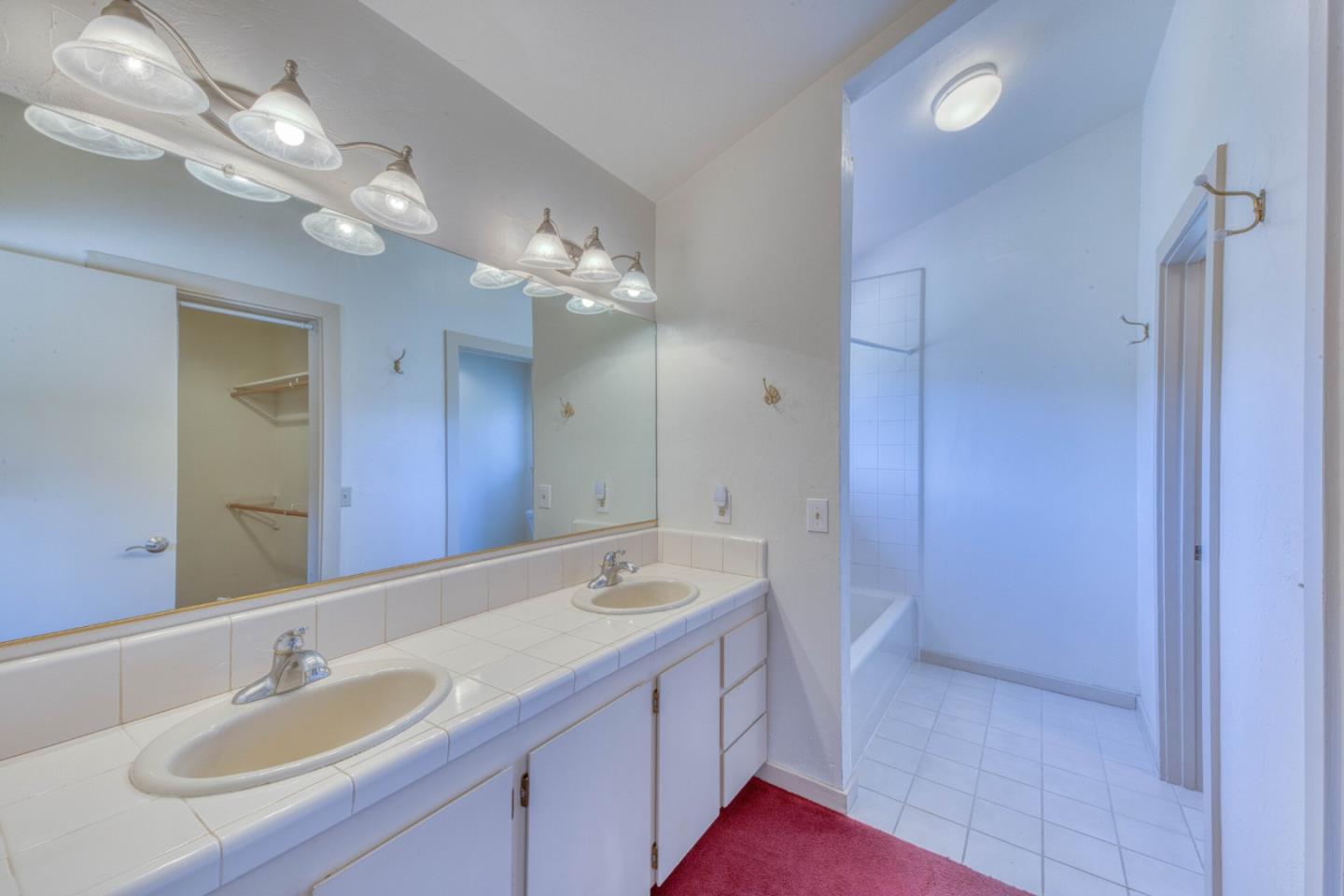 328 San Benancio Road Salinas, CA 93908 - Photo 32 of 46