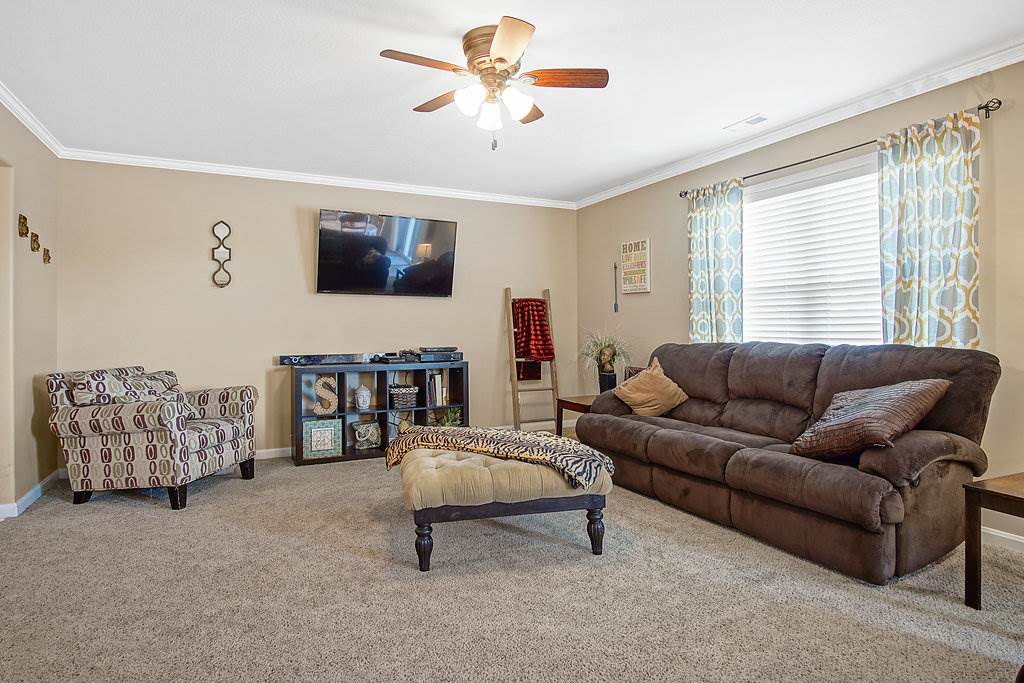 810 Plank Road Waterloo, IN 46793 - Photo 4 of 30 Gallery Image 4