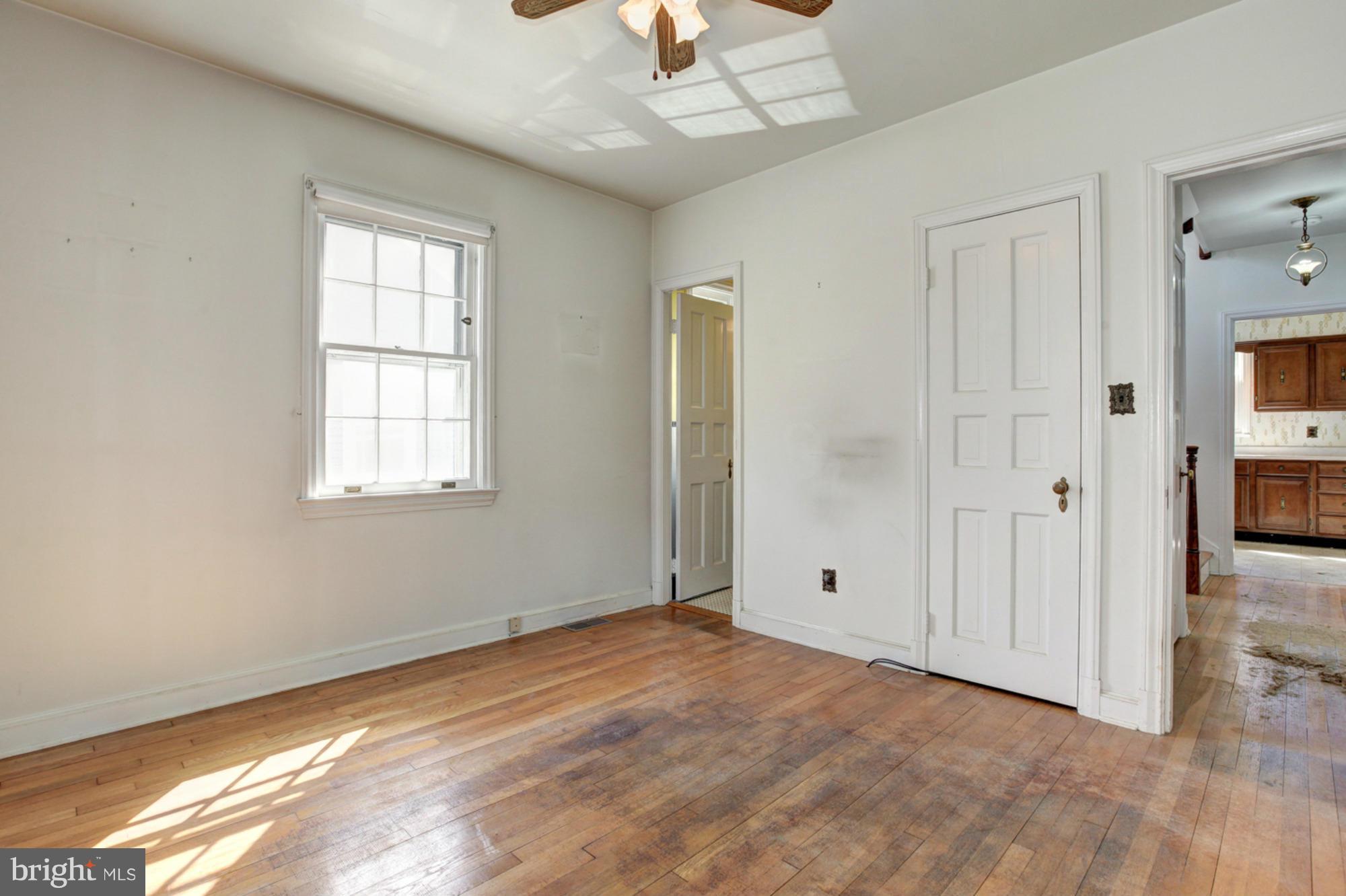 9906 Capitol View Avenue Silver Spring, MD 20910 - Photo 12 of 28 Bedroom Main Level