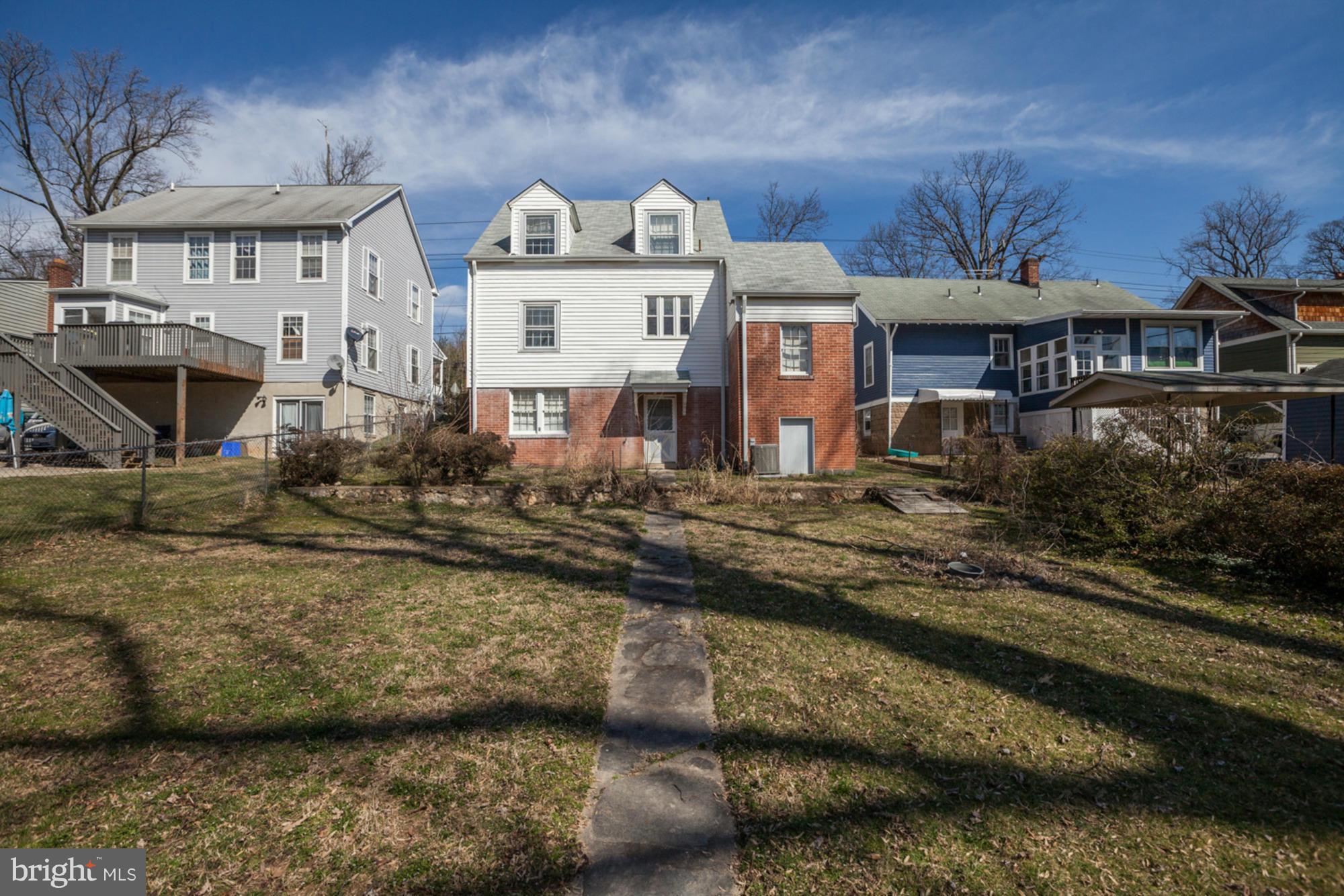 9906 Capitol View Avenue Silver Spring, MD 20910 - Photo 25 of 28 Exterior (Rear)