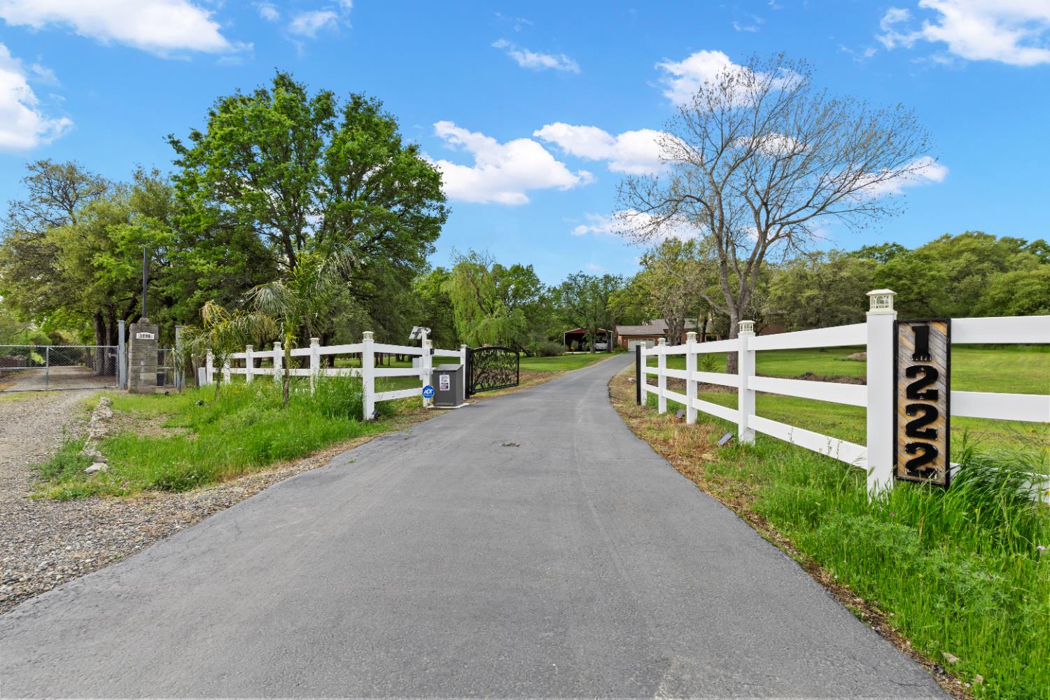 1222 Fruitvale Road Lincoln, CA 95648 - Photo 7 of 90 a view of a house with a yard