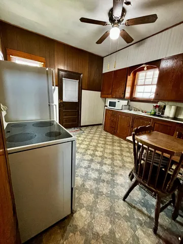 $65,000 | 504 3rd Avenue Southeast, Pipestone, MN 56164