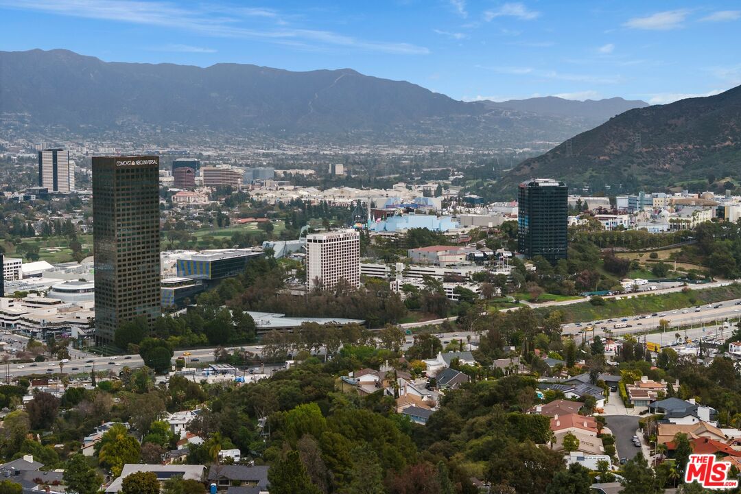 3230 Wrightwood Drive Studio City, CA 91604 - Photo 39 of 43 a view of a city