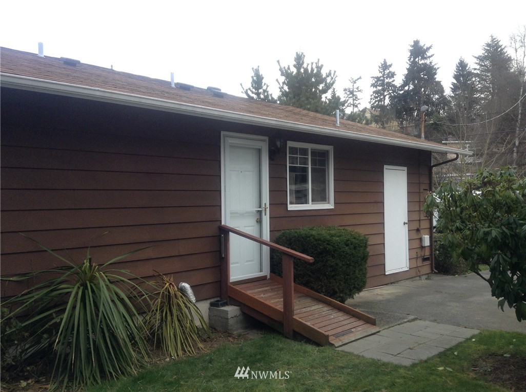 6505 Delridge Way Southwest Seattle, WA 98106 - Photo 10 of 10 Gallery Image 10