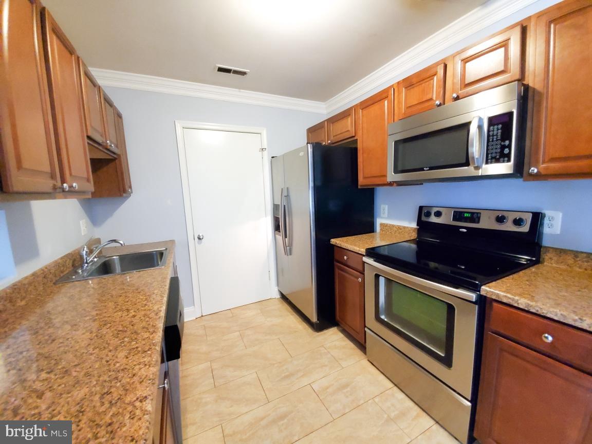 5580 Vantage Point Road, Unit 1 Columbia, MD 21044 - Photo 4 of 9 Gallery Image 4