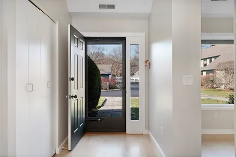 $659,000 | 3 Martingale Lane, Narragansett, RI 02882