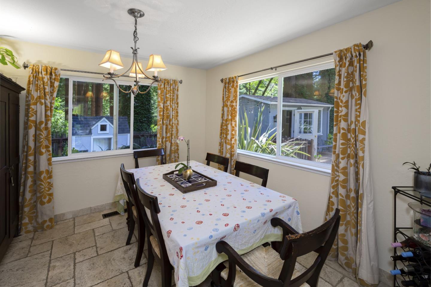 151 Hidden Moon Road Watsonville, CA 95076 - Photo 6 of 27 Gallery Image 6