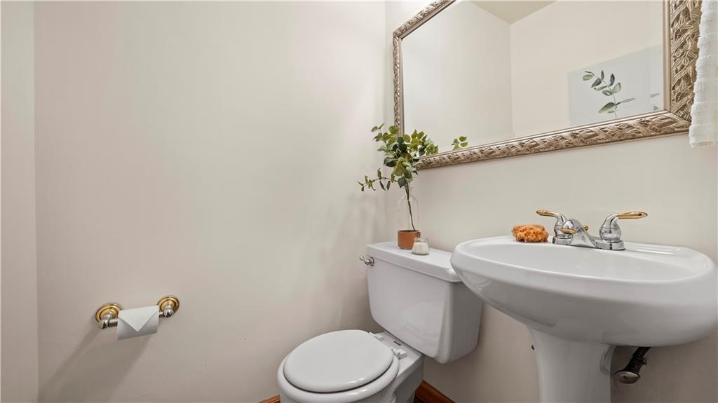 224 Woodside Road Pittsburgh, PA 15221 - Photo 25 of 50 Gallery Image 25