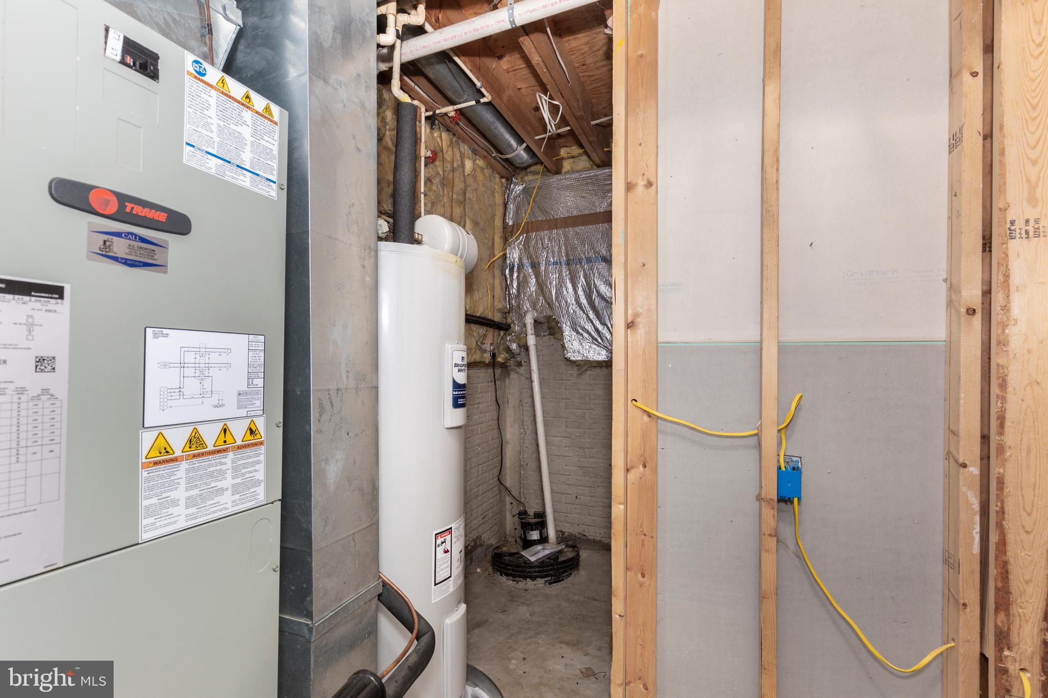 703 Uniontown Road Westminster, MD 21158 - Photo 36 of 42 a view of walk in closet