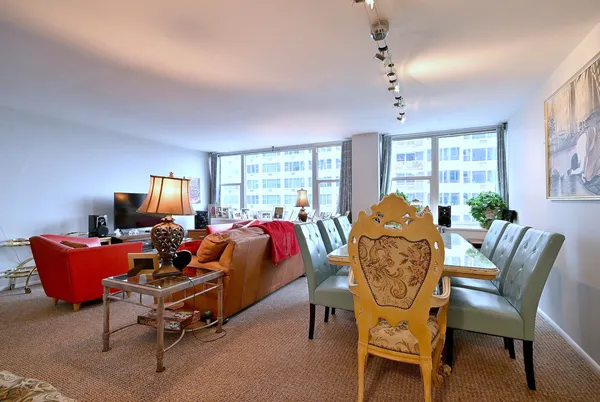 $249,000 | 4250 North Marine Drive, Unit 1731, Chicago, IL 60613