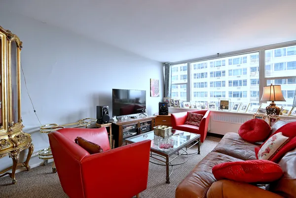 $249,000 | 4250 North Marine Drive, Unit 1731, Chicago, IL 60613