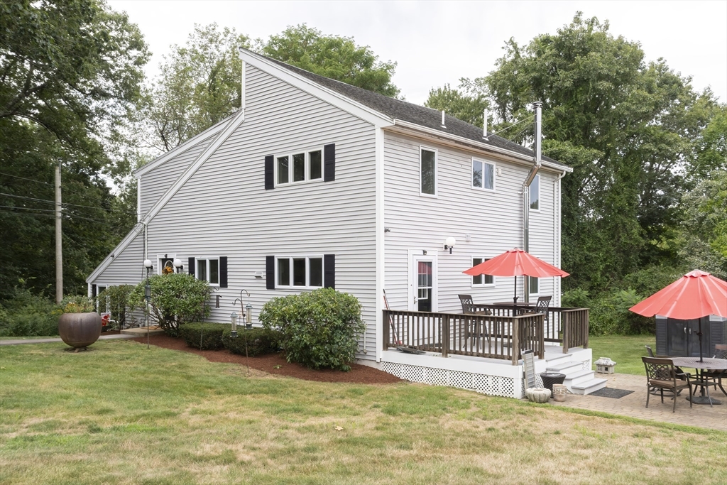 7 Johnson Road Southborough, MA 01772 - Photo 38 of 42 Gallery Image 38