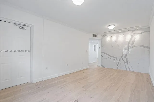 $305,000 | 22841 Southwest 88th Place, Unit 205, Cutler Bay, FL 33190