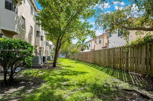 $305,000 | 22841 Southwest 88th Place, Unit 205, Cutler Bay, FL 33190