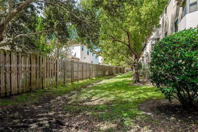 $305,000 | 22841 Southwest 88th Place, Unit 205, Cutler Bay, FL 33190